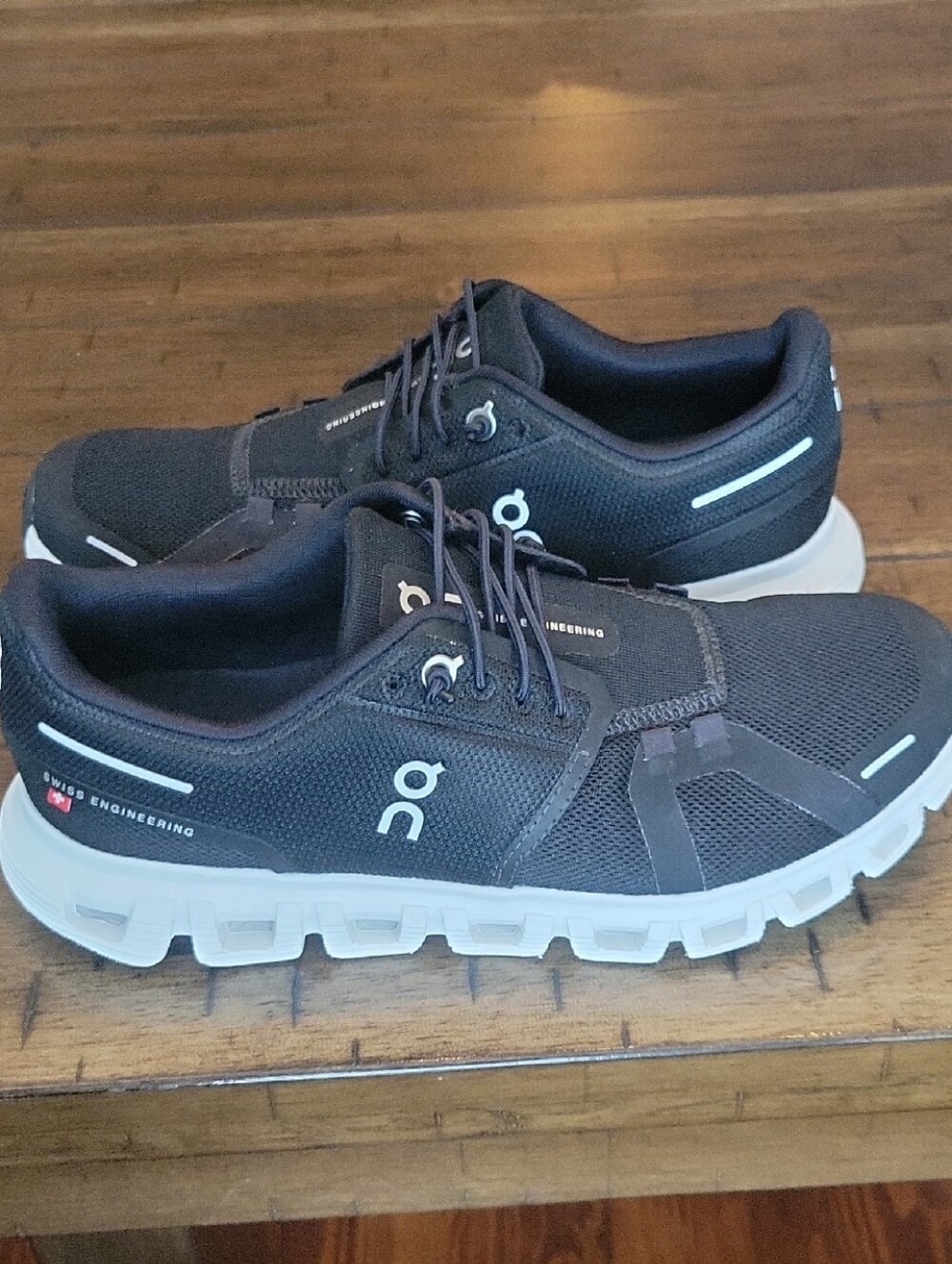 On Running Women's Athletic Shoes in Black and White